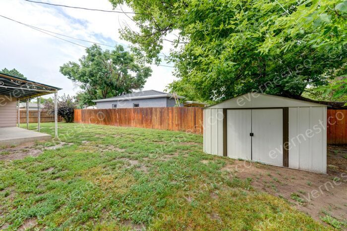 Building Photo - 3191 Troy St