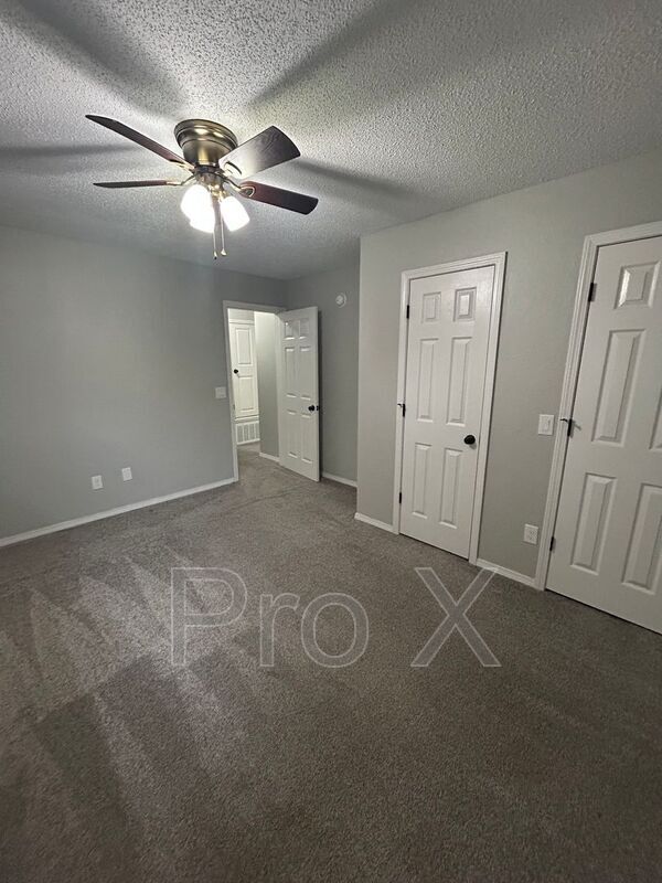 Building Photo - 3501 SW Landau Ct