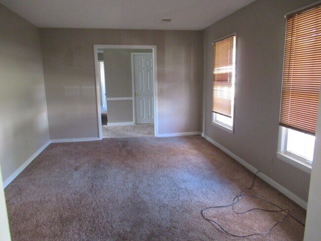 Building Photo - 3bd, 2ba. with carport