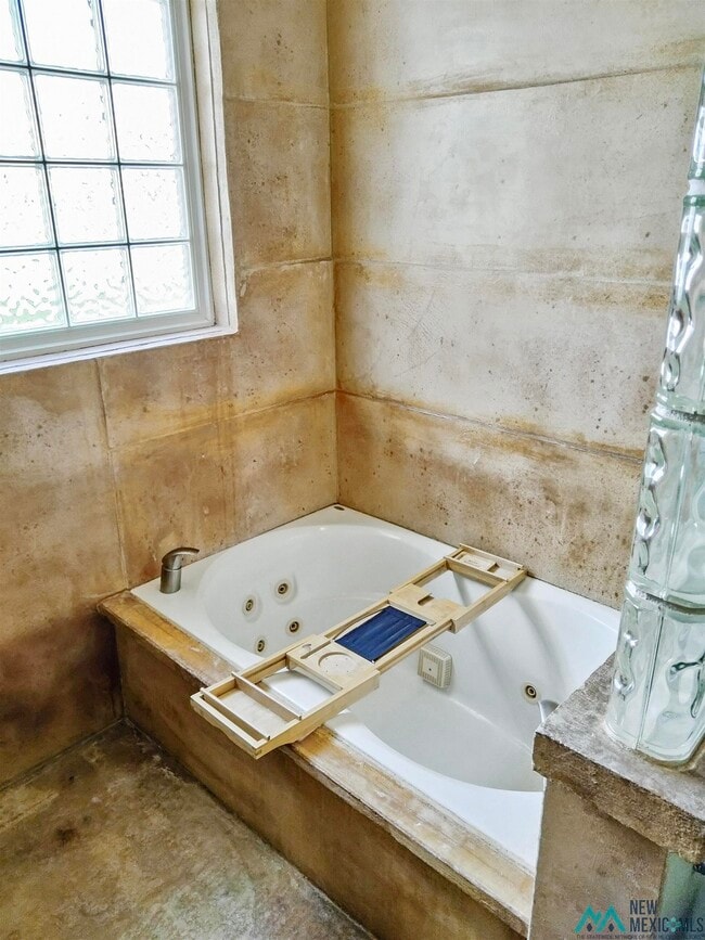 Building Photo - 2300 Reese Dr