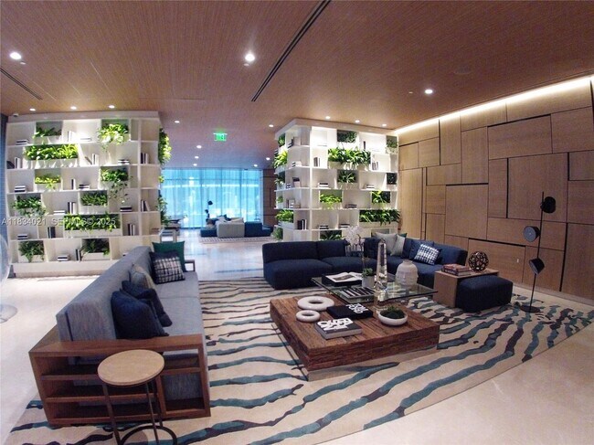 Building Photo - 45 SW 9th St