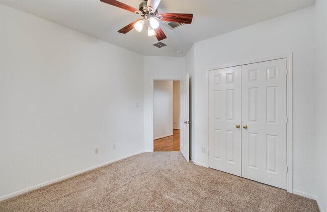 Building Photo - 4106 Angel Springs Dr