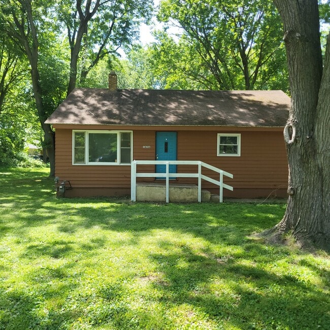 Building Photo - 1636 Berrien Ave
