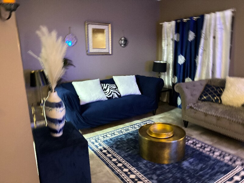 Building Photo - 13 Truth Way