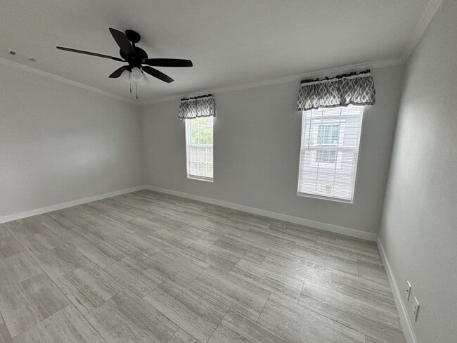 Building Photo - 27 Nyborg Ave