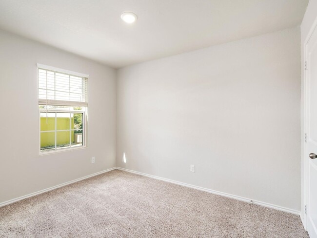 Building Photo - Modern 3-Bed, 2.5-Bath Duplex with Private...