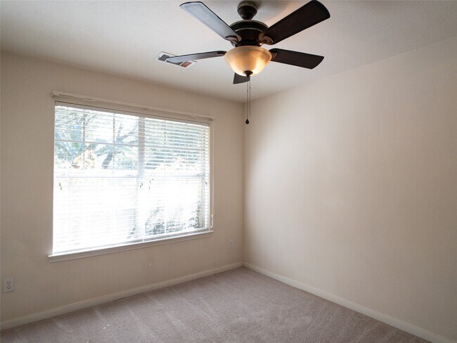 Building Photo - 17234 Rancho Verde Way