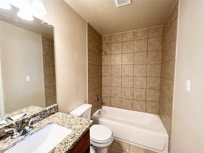 Building Photo - 100 Sandstone Dr