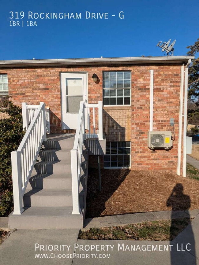 Building Photo - 319 Rockingham Dr