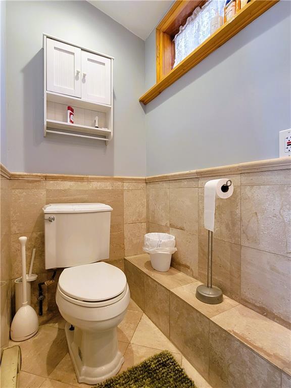 Building Photo - 92 Pelham St