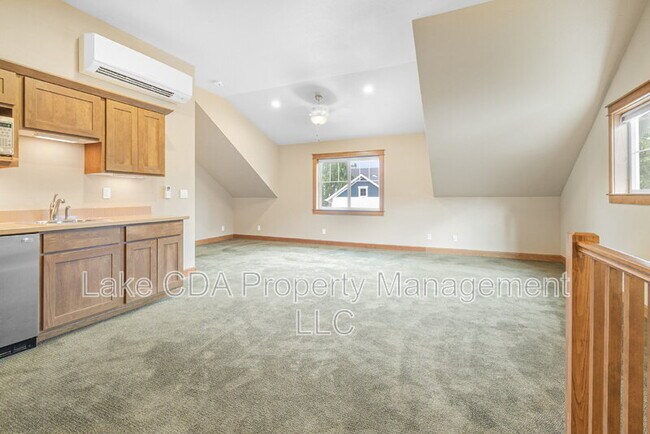 Building Photo - 3270 N Waterwood Ln
