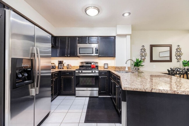 Building Photo - 8126 Clover Spring Ln