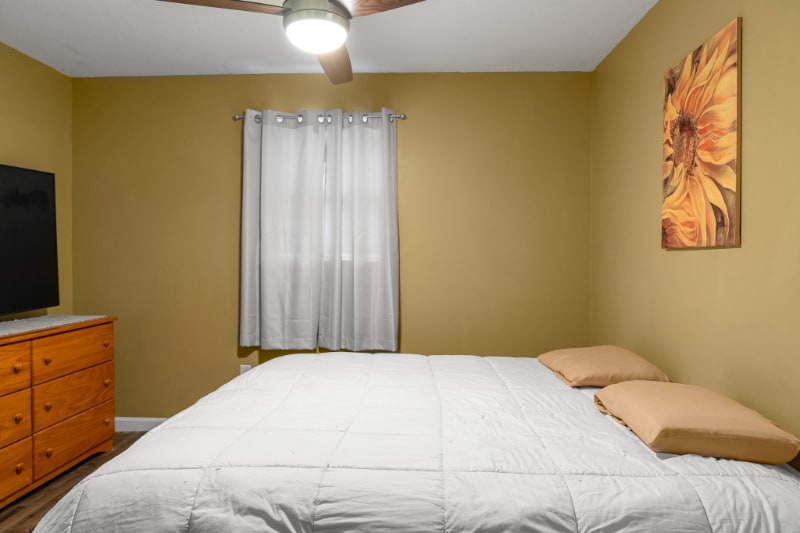 Building Photo - 261 Holy Cross Rd