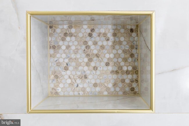 Building Photo - 3547 Finlaw Ave