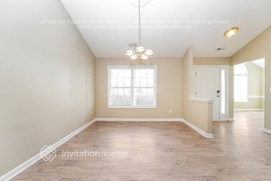 Building Photo - 1970 Winnstead Pl