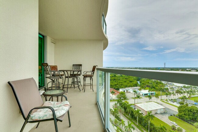 Building Photo - 2942 Frierson St