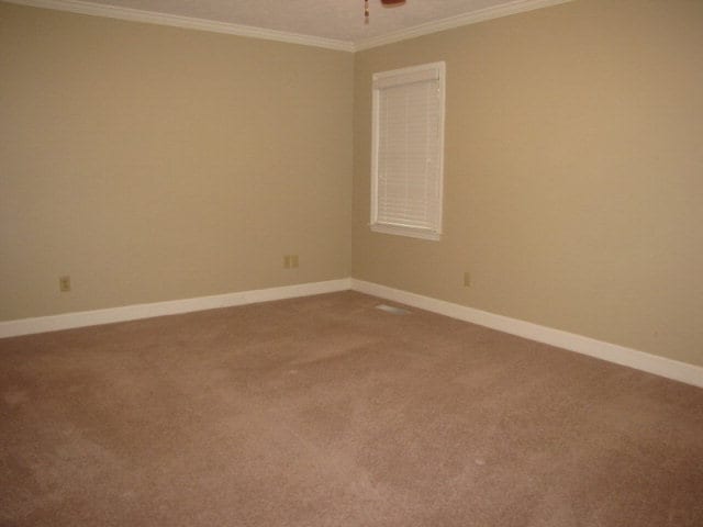 Building Photo - 2515 Pheasant Dr
