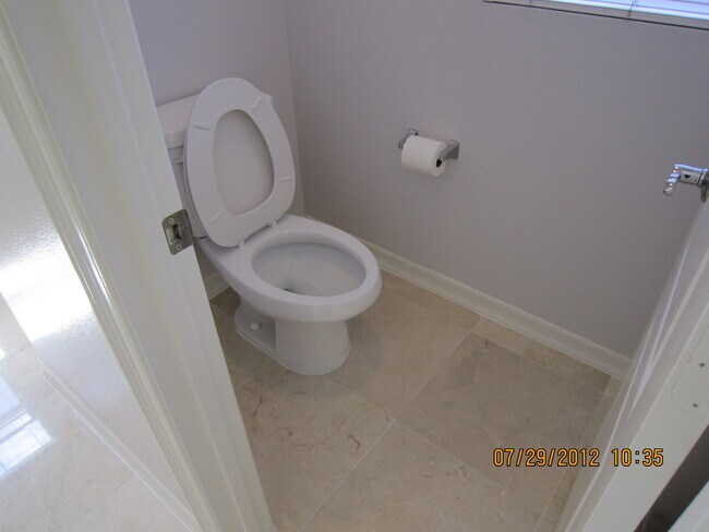 Building Photo - 10410 Duxbury Ln