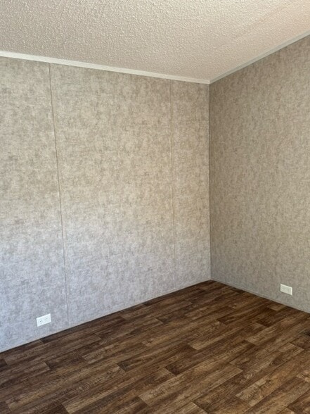 Building Photo - 625 Cane Creek Rd