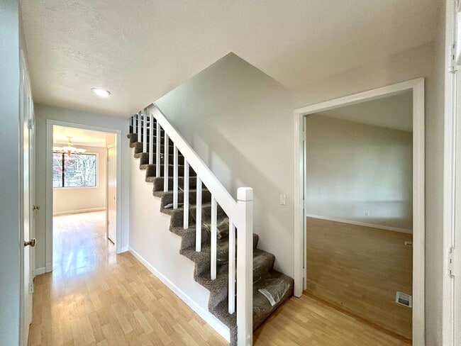 Building Photo - Beautiful 4BD Home | Fireplace, Fenced Backyard, Deck, Garage & A/C
