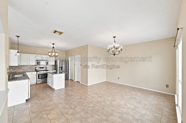 Building Photo - 18810 Lantern Cove Ln