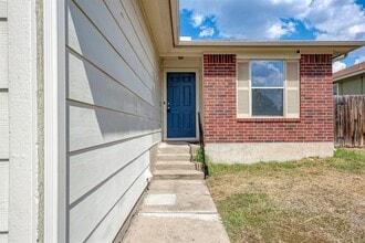 Building Photo - 14910 Mossycup Ln