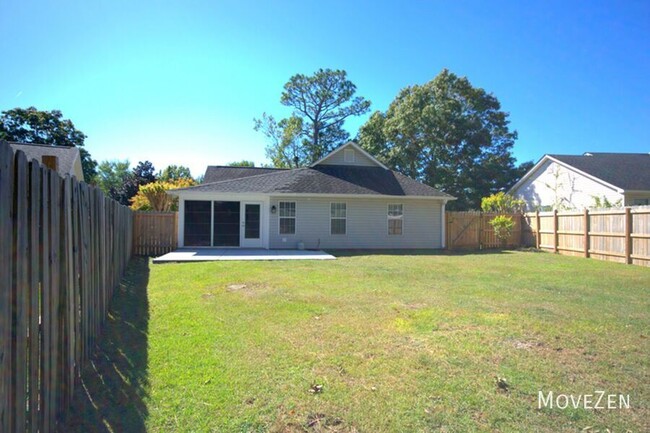 Building Photo - 4817 Weybridge Ln