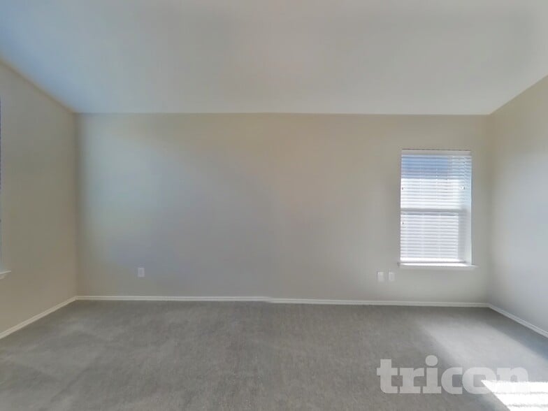 Building Photo - 369 Magnolia Dr