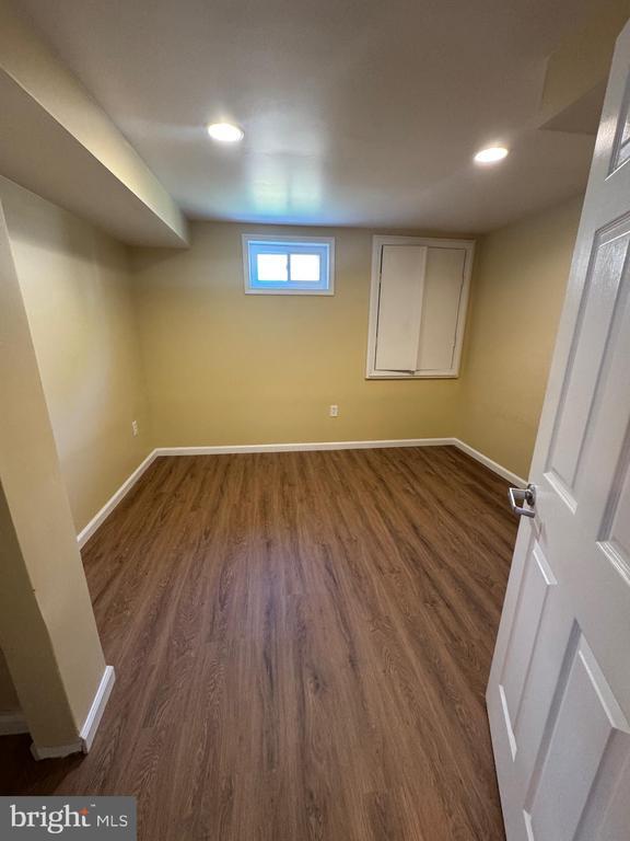 Building Photo - 9604 49th Ave