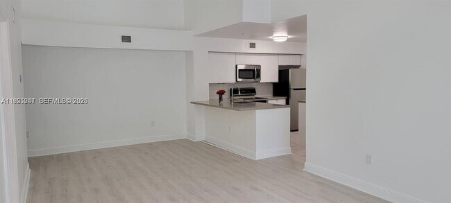 Building Photo - 12124 St.Andrews Pl