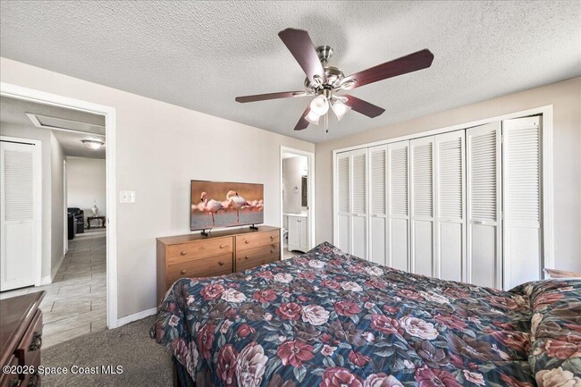 Building Photo - 1730 Anchorage St NW