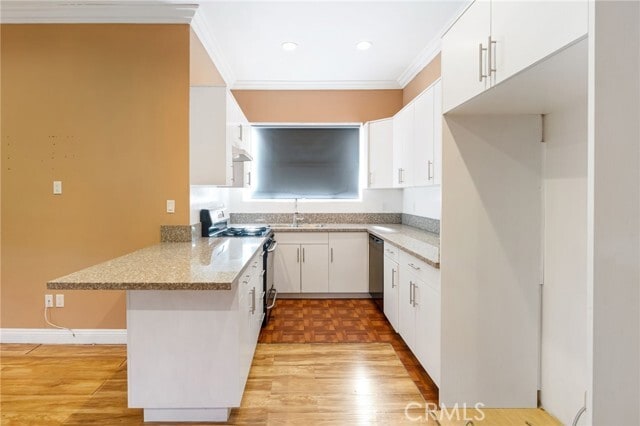 Building Photo - 15549 Ludlow St