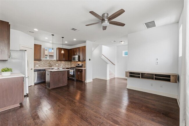 Building Photo - 2605 Witsome Loop