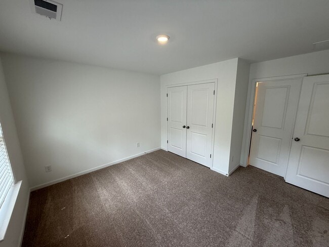 Building Photo - Brand New 3-Story home in the heart of Nor...