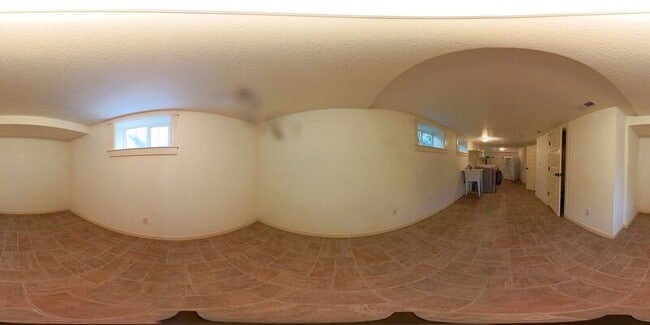 Building Photo - 4720 NE 26th Ave