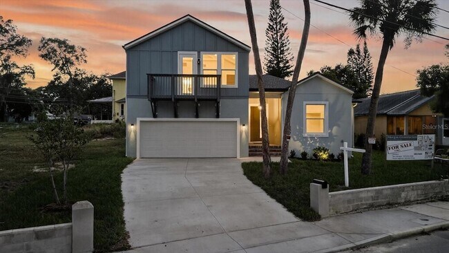 Building Photo - 207 Athens St