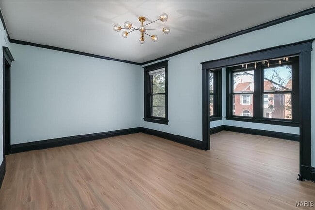 Building Photo - 4166 Russell Blvd