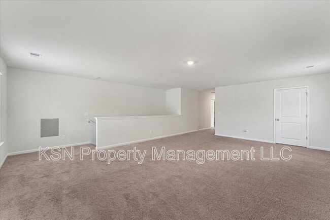 Building Photo - 238 Sage Fld Dr