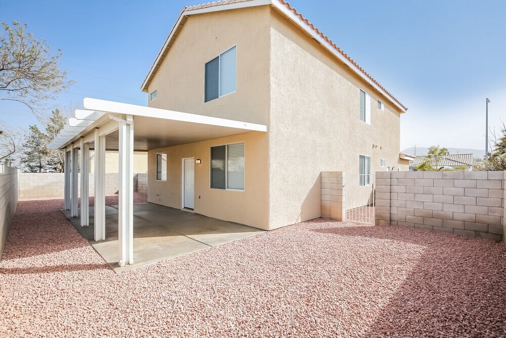 Building Photo - 1002 Tidal Foam Ct