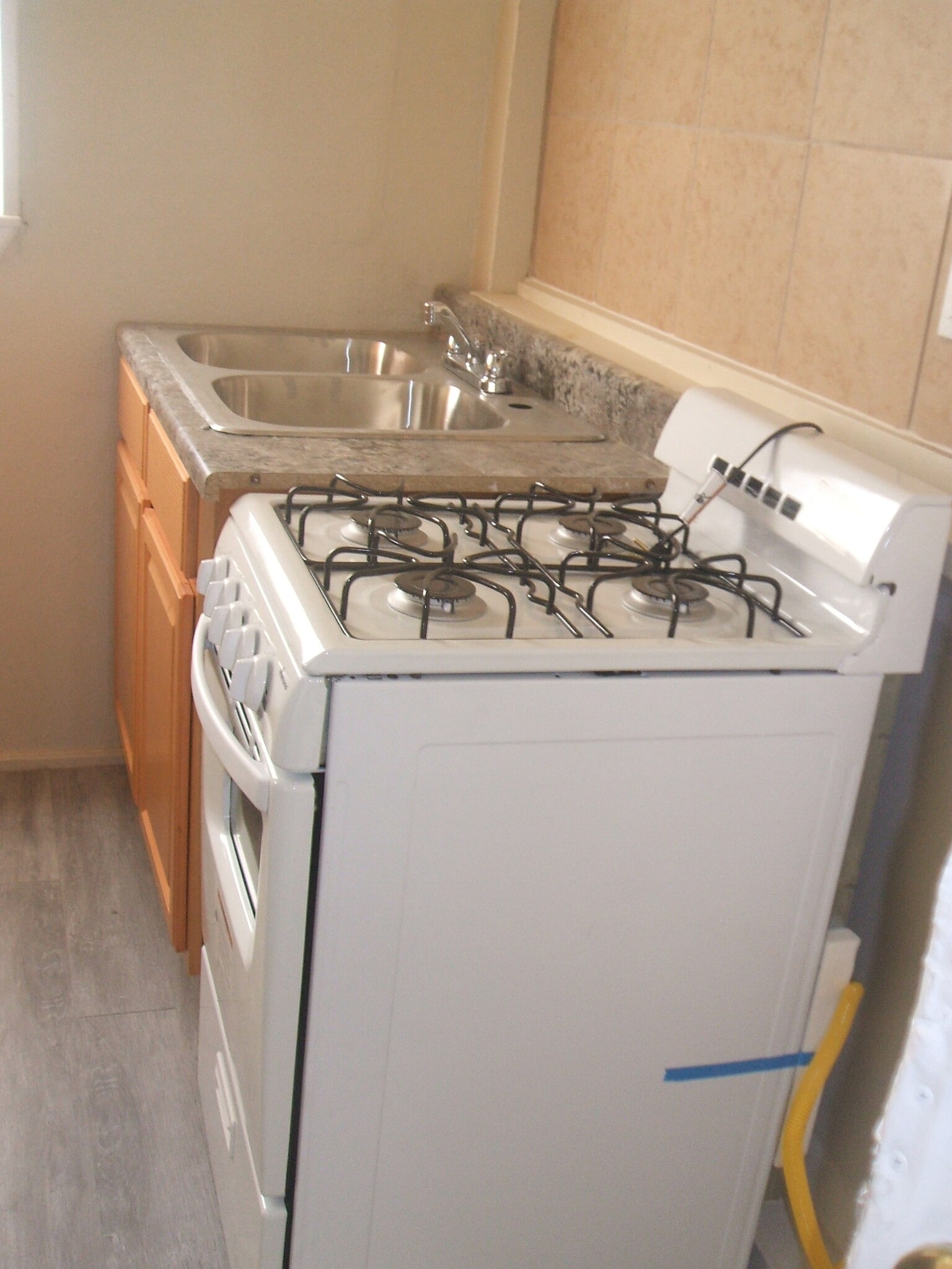 Building Photo - 303 Howard St.