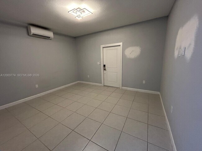Building Photo - 16767 SW 290th Ln