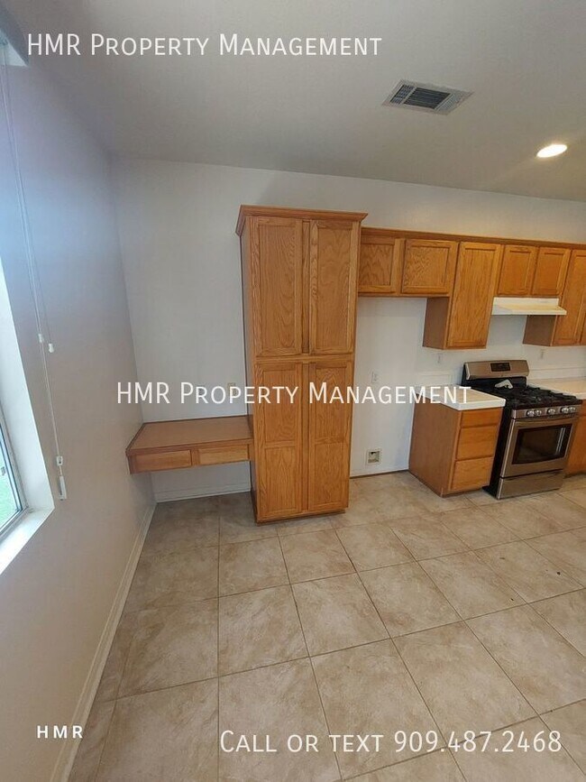 Building Photo - Tranquil Oasis: 4 Bedroom 3 Bath Two-Story