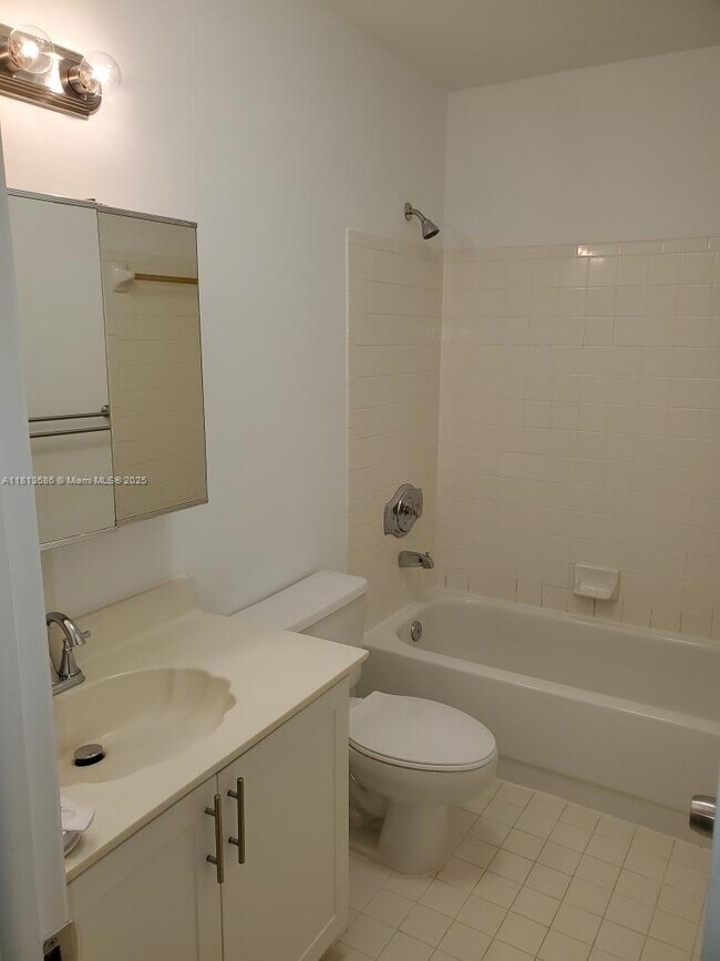 Building Photo - 8261 SW 128th St