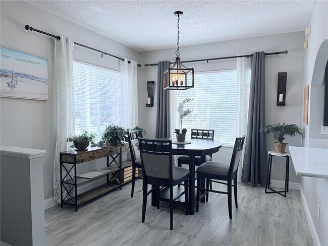 Building Photo - 18120 Paradise Point Dr