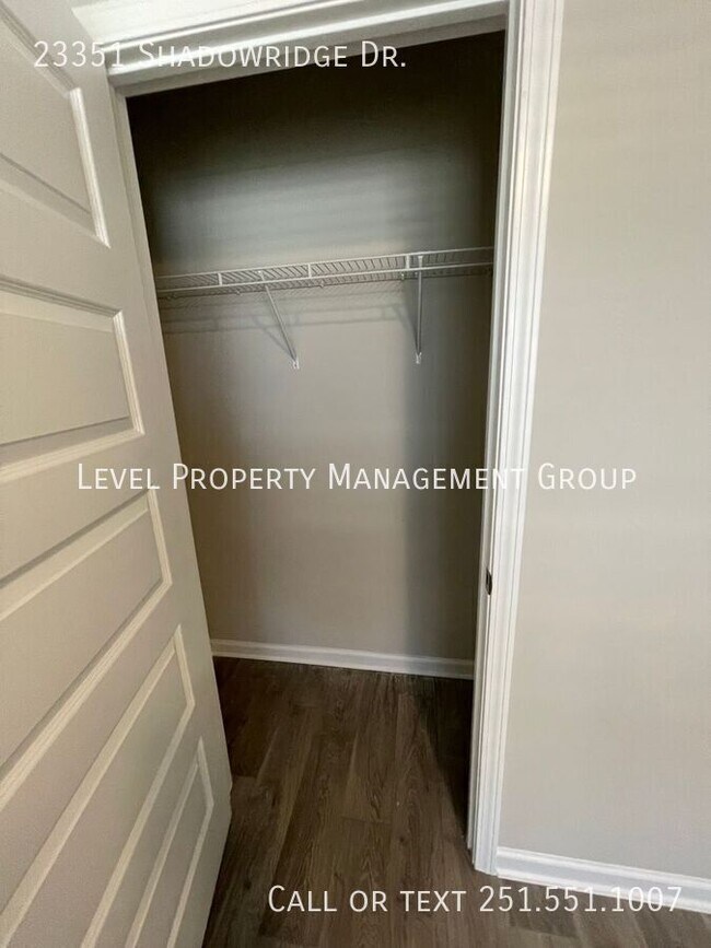 Building Photo - 23351 Shadowridge Dr
