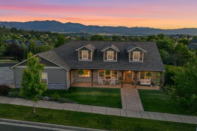 Building Photo - 4432 Vista Pointe Dr