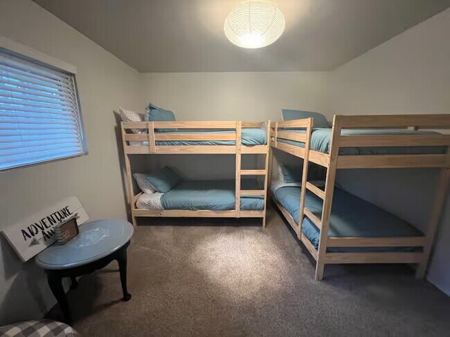 Building Photo - 2957 Autumn Dr