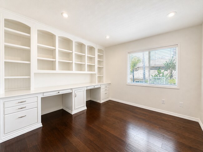 Building Photo - Beautifully updated and upgraded Chardonnay Hills house for rent