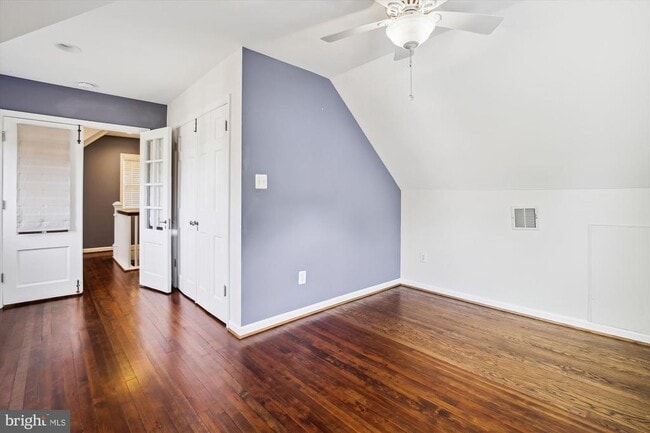 Building Photo - 1114 21st St S