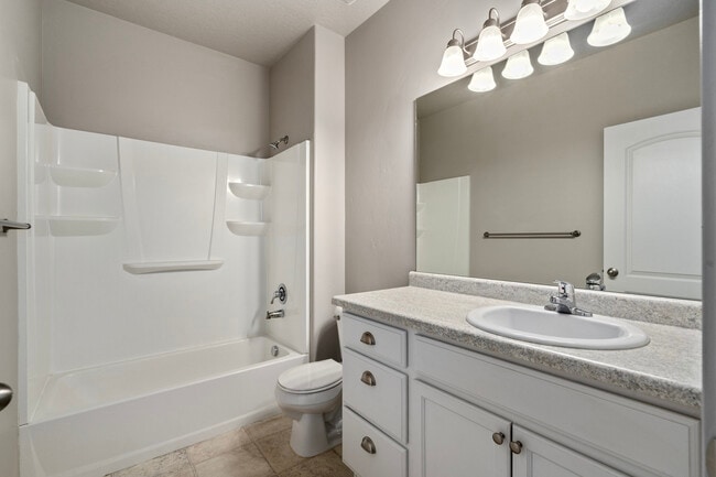 Building Photo - 127 Jordan Ridge Boulevard